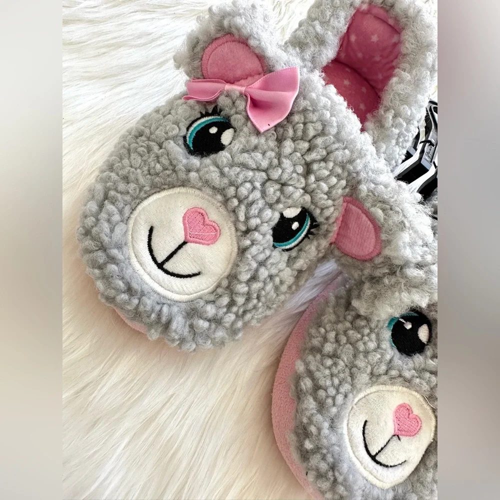 MOUSE SLIPPERS